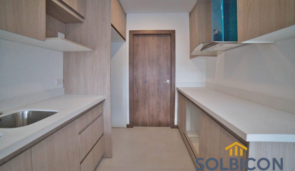 cocina cppmpleta Departamento en la Av. Americas