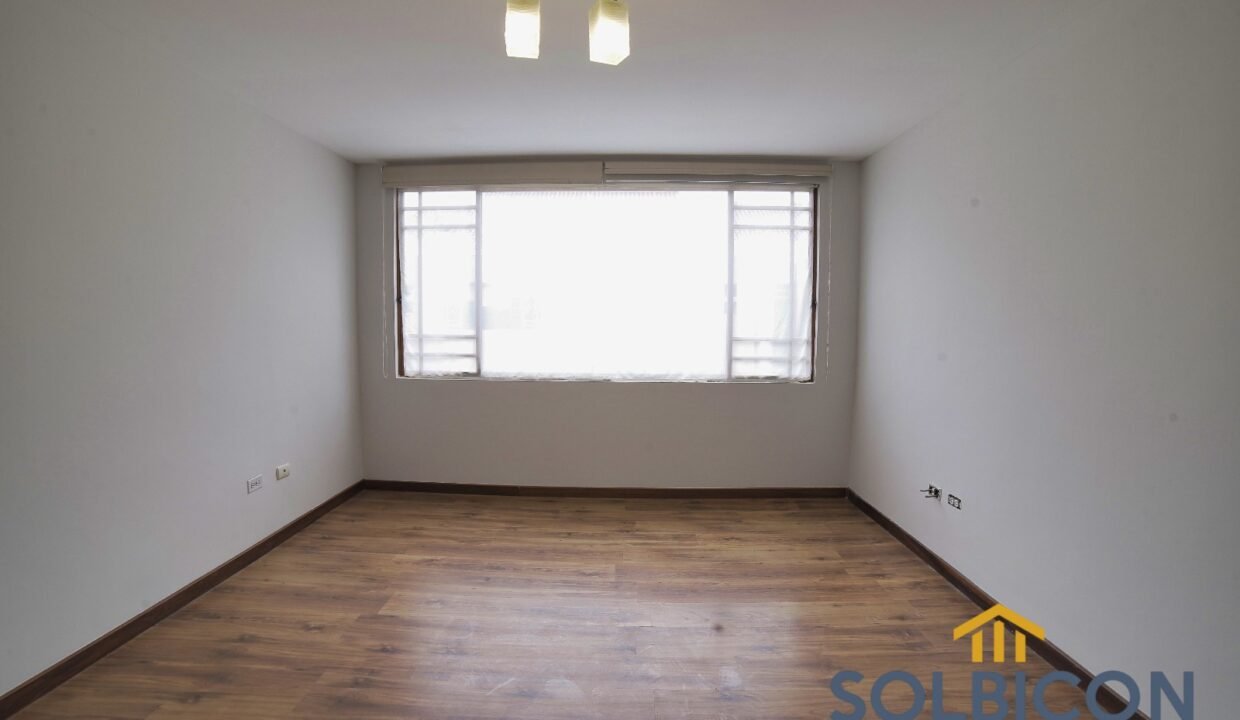 segunda habitacion Casa a la venta en Cuenca Misicata de 4 habitaciones