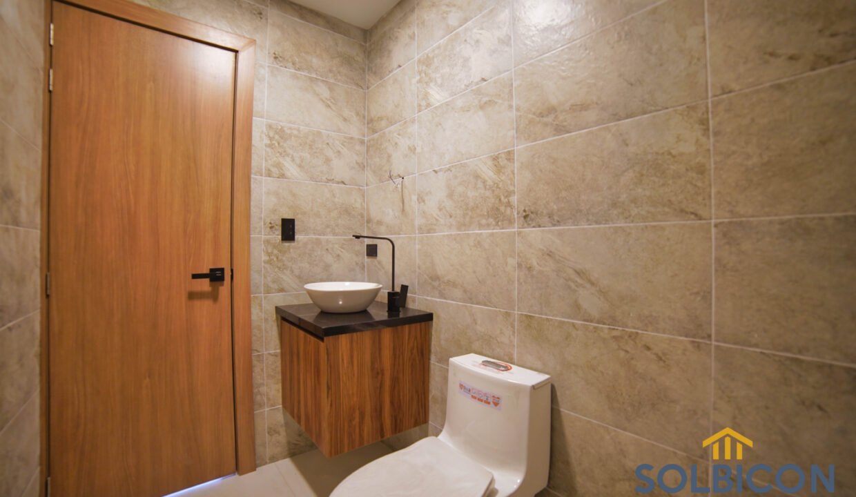 baño hijos casa de venta en Challuabamba 1 piso
