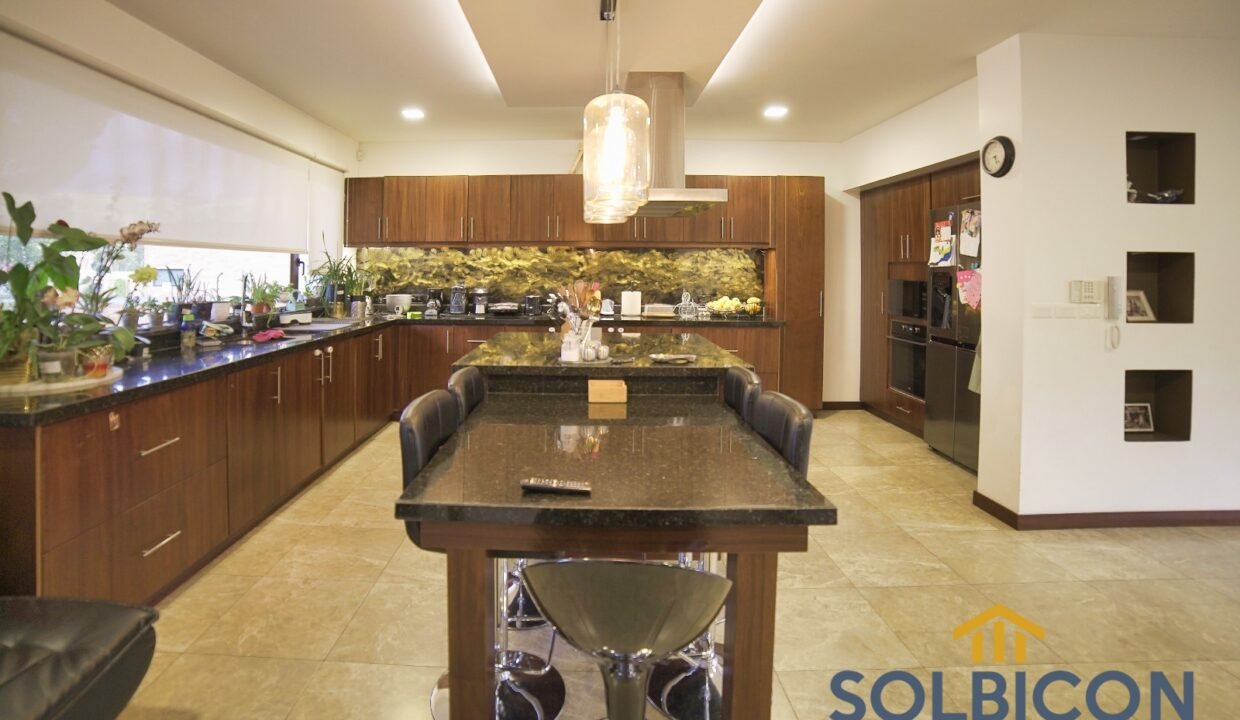 desayunador Casa de lujo en venta en Challuabamba Cuenca