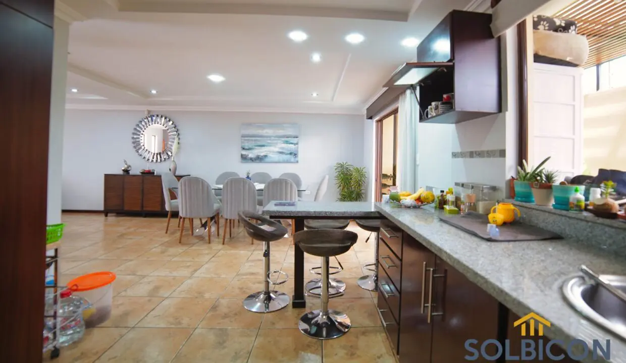 desayunador casa de venta 1ro de mayo Cuenca