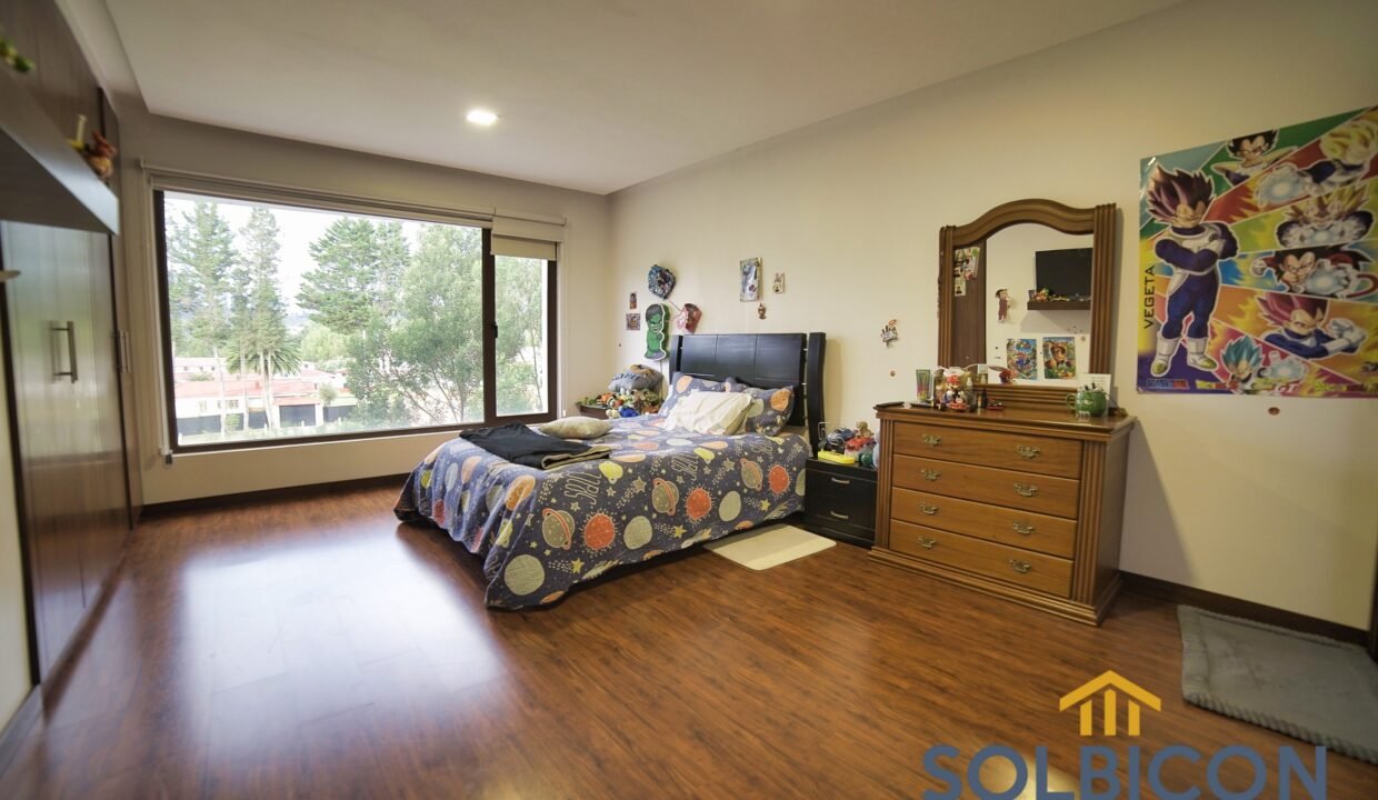 primera pasillo Casa de lujo en venta en Challuabamba Cuenca Casa de lujo en venta en Challuabamba Cuenca