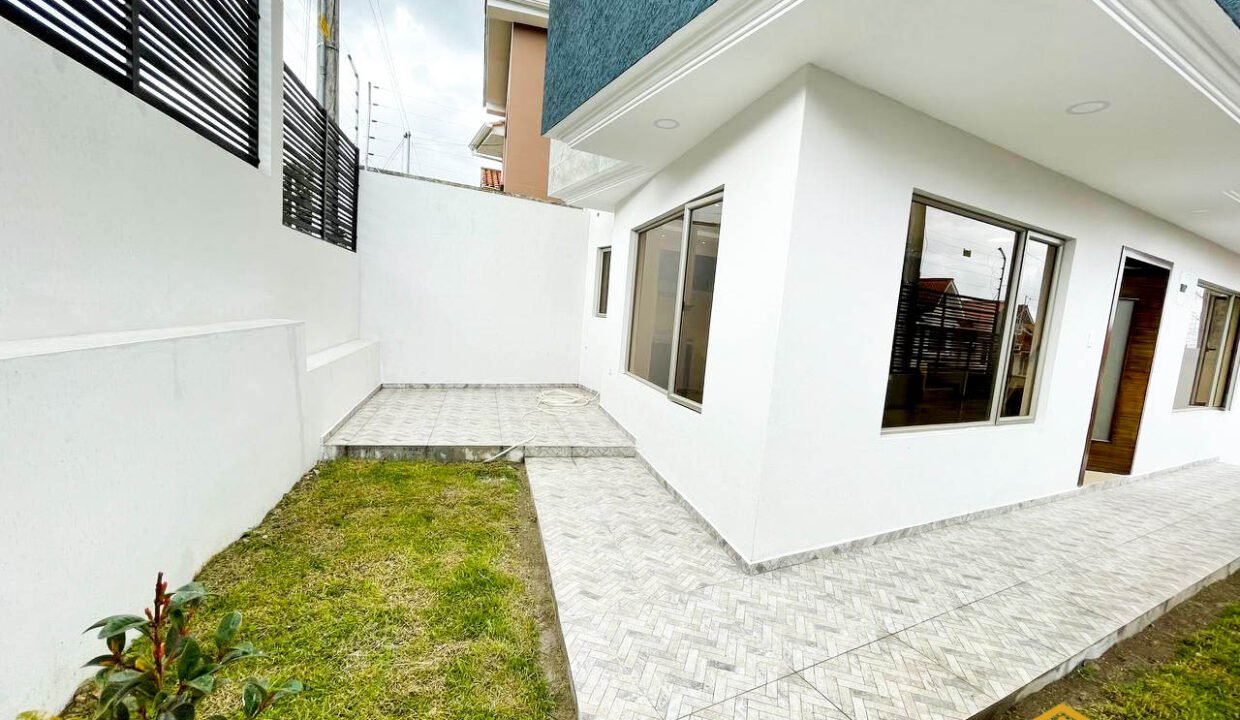 jardin y bbq casa colegio borja
