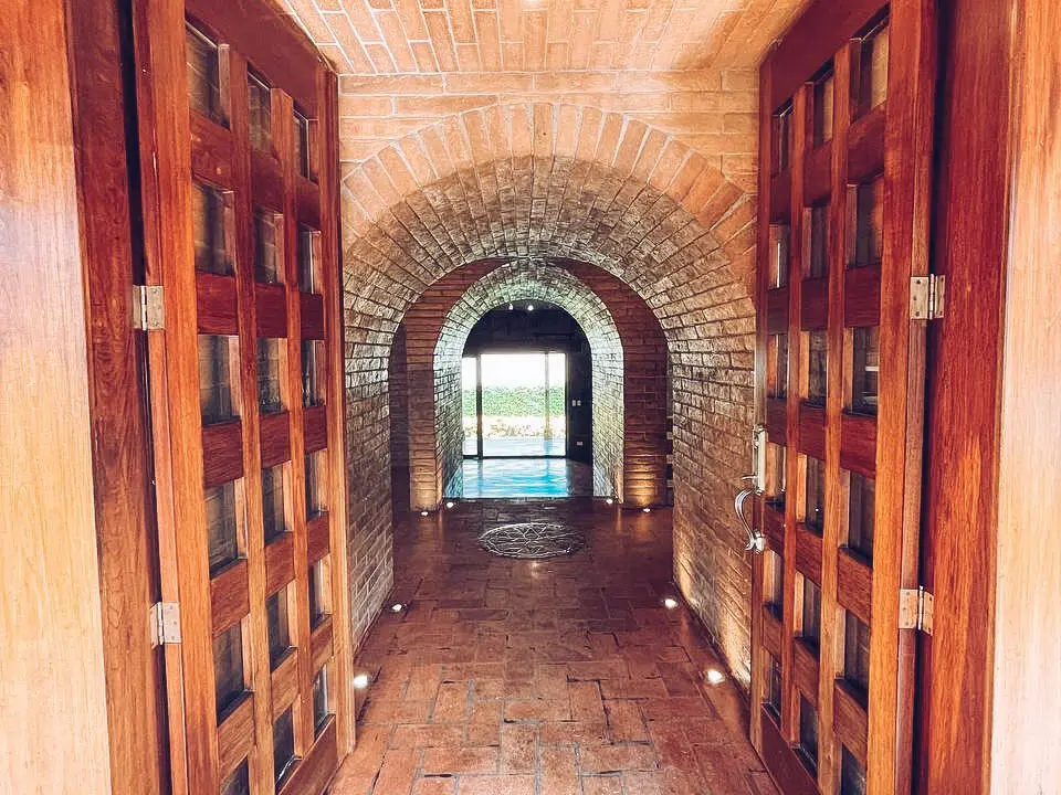 Acabados piedra Challuabamba