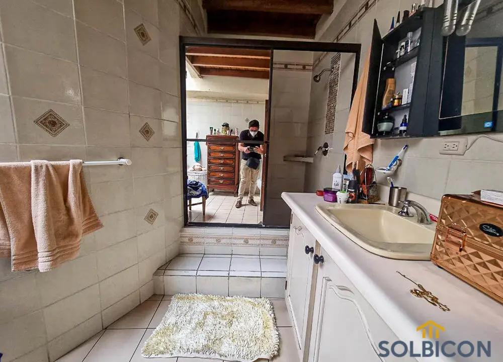 baño grande puertas del sol