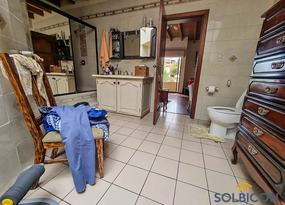 baño principal puertas del sol