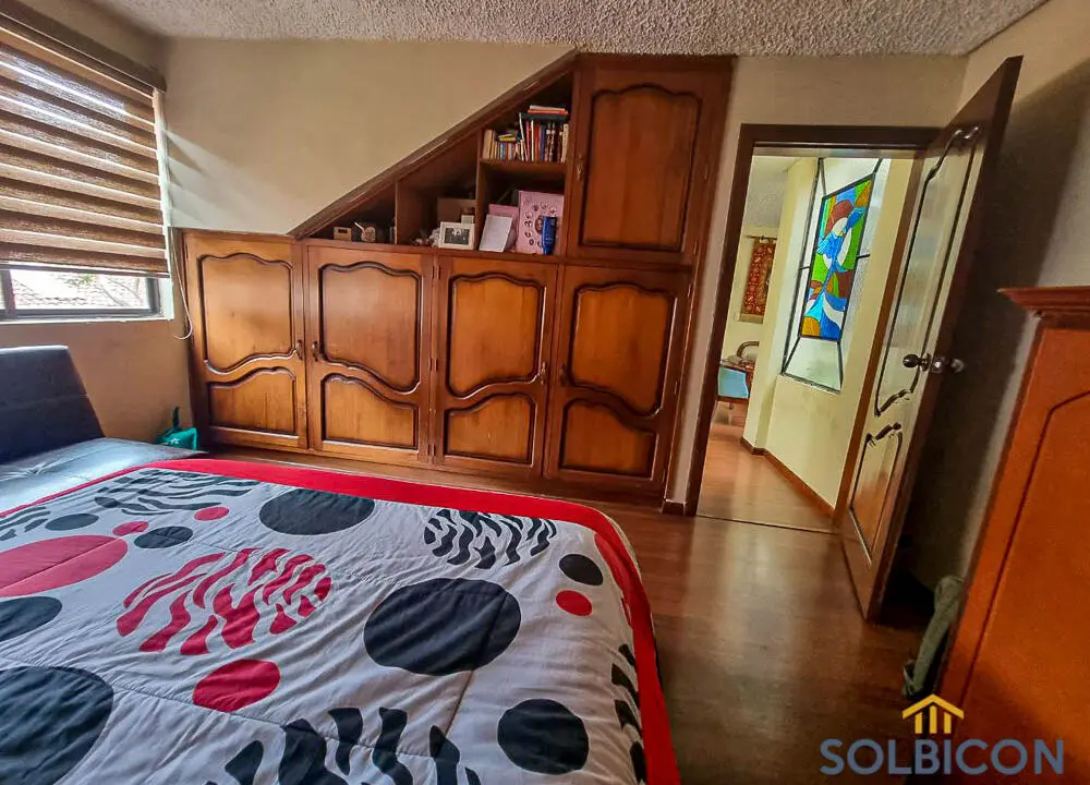 habitación de hija en puertas del sol