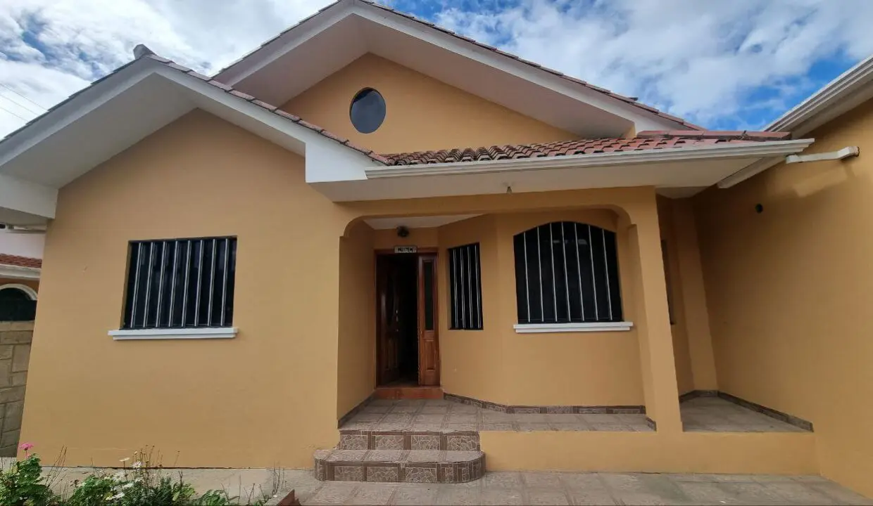 Casa de venta en Uzhupud