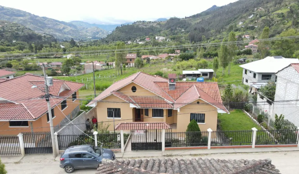 Casa de venta en Uzhupud