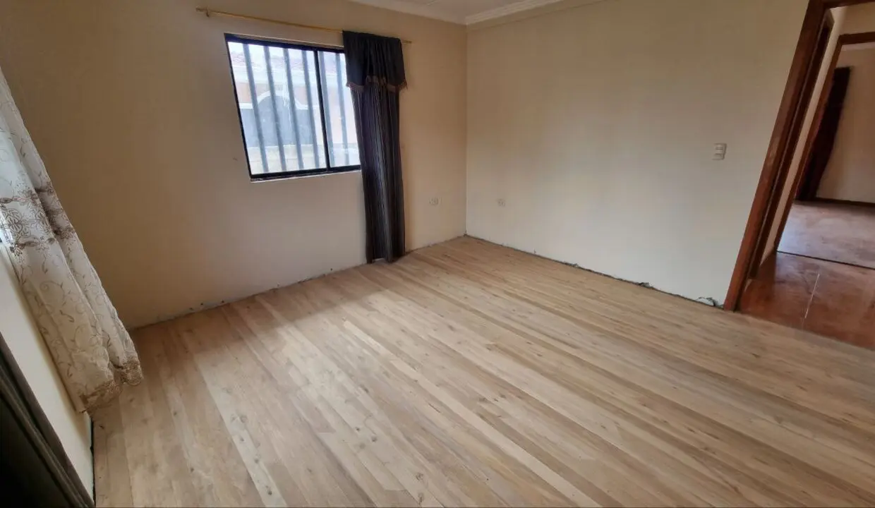 Casa de venta en Uzhupud