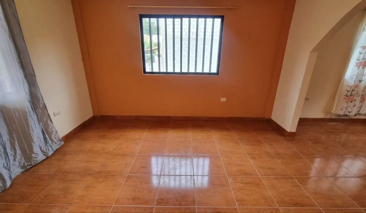 Casa de venta en Uzhupud