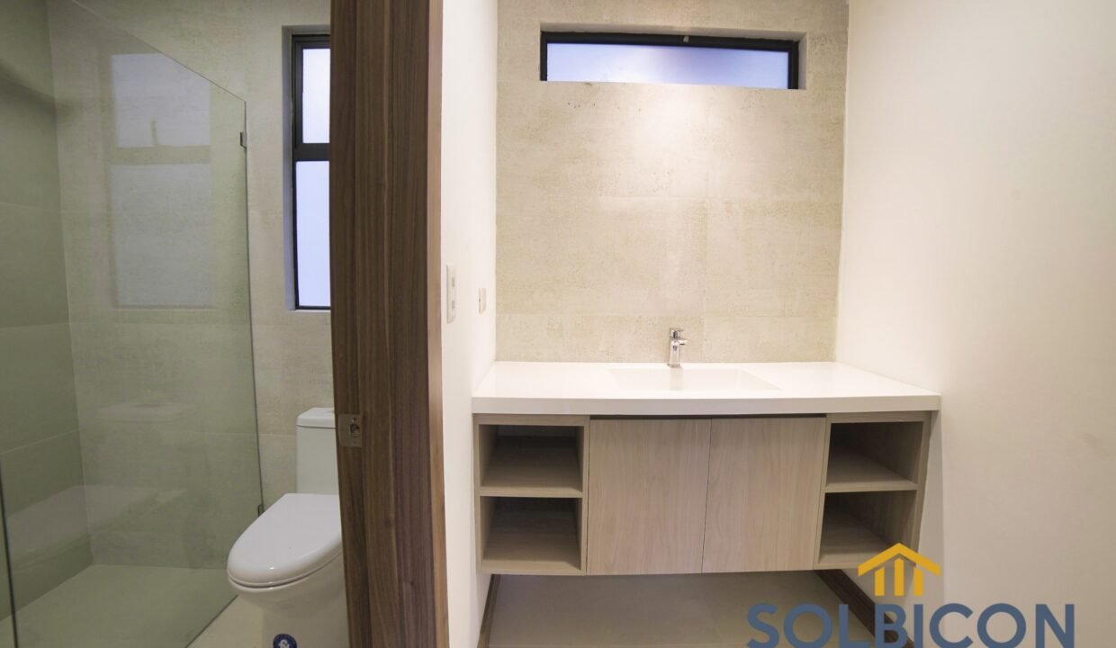 baño social Suite de venta en las puertas del Sol Cuenca