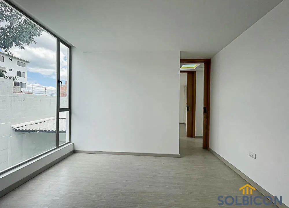 buena iluminacion casa condominio medio ejido