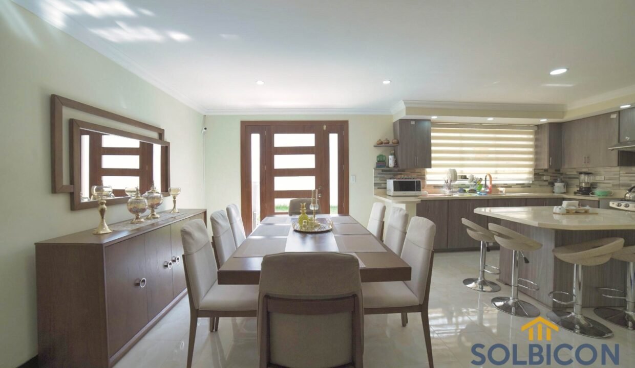 comedor Casa de venta en Chaullabamba Cuenca