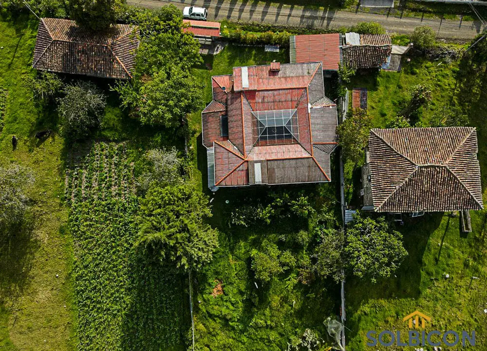 foto aerea casa guabo