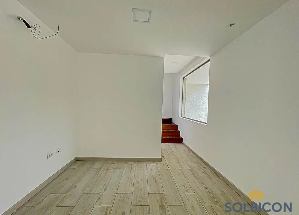 pasillo casa condominio medio ejido