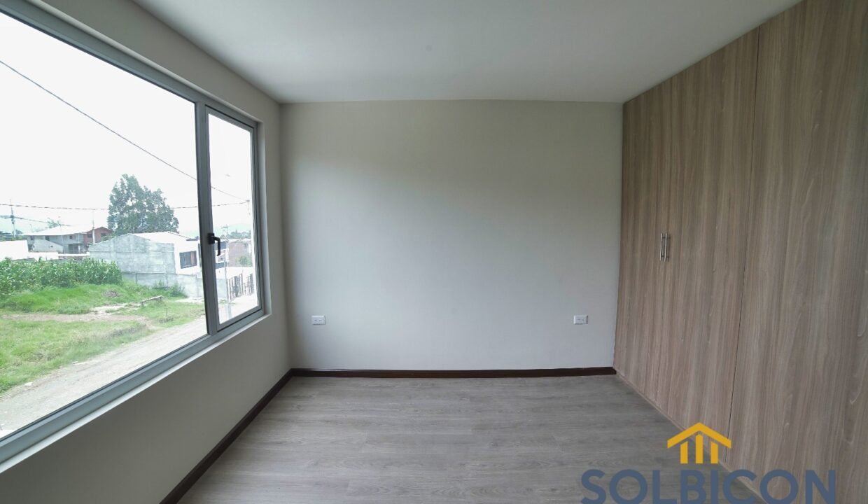 segundo cuarto Casa a la venta en Racar-Cuenca