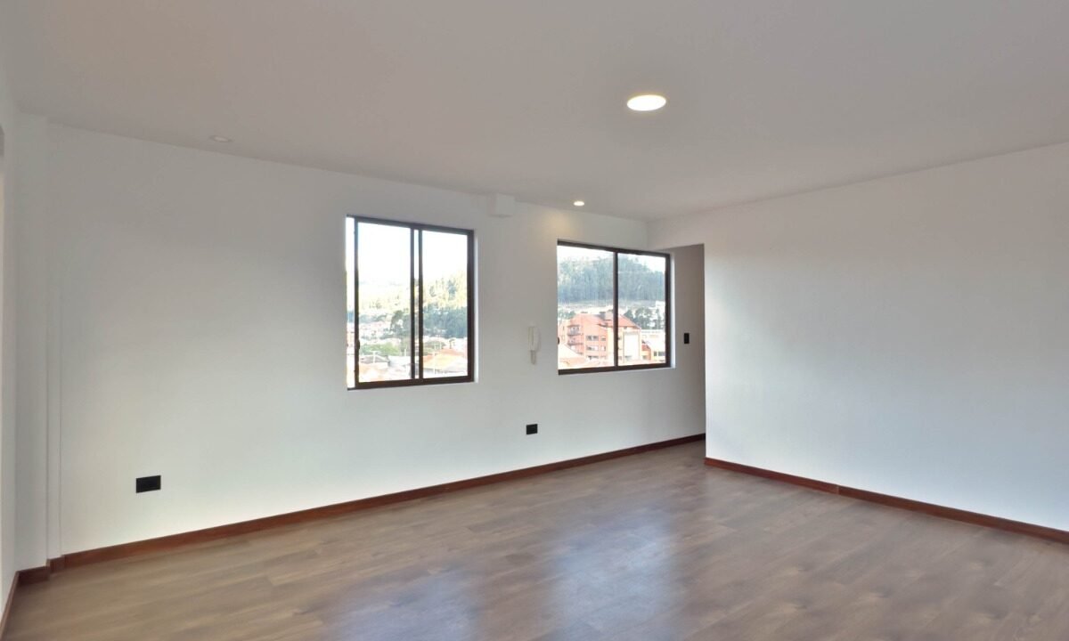 WhatsApp Image 2024-08-20 at 13.34.22 (1)