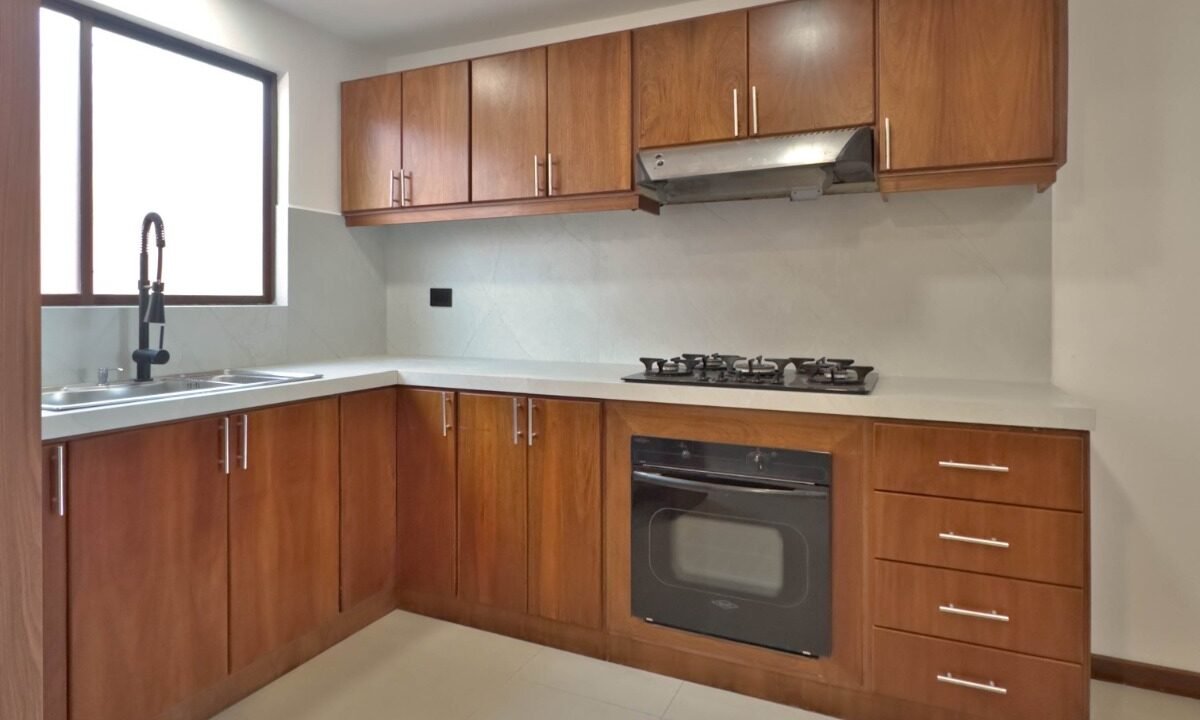 WhatsApp Image 2024-08-20 at 13.34.22 (16)