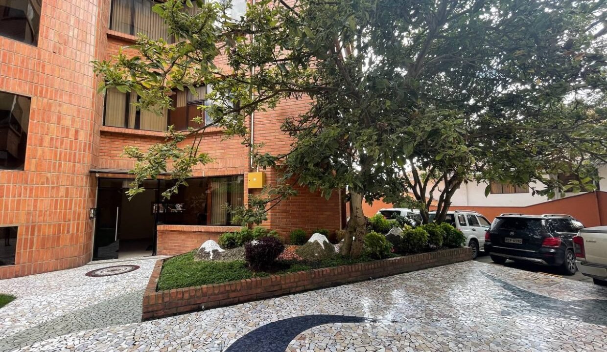 areas sociales departamento en venta zona rosa Cuenca