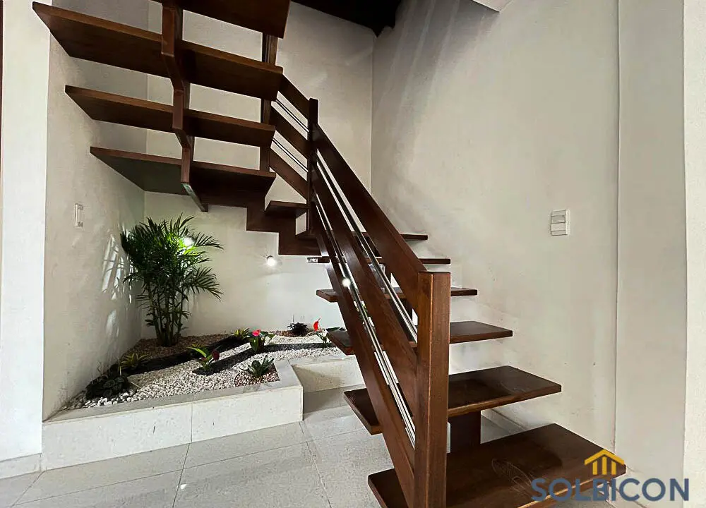 gradas casa misicata dentro de urbanizacion venta