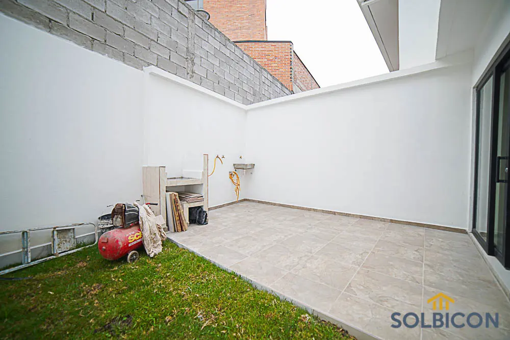 patio casa misicata dentro de urbanizacion venta