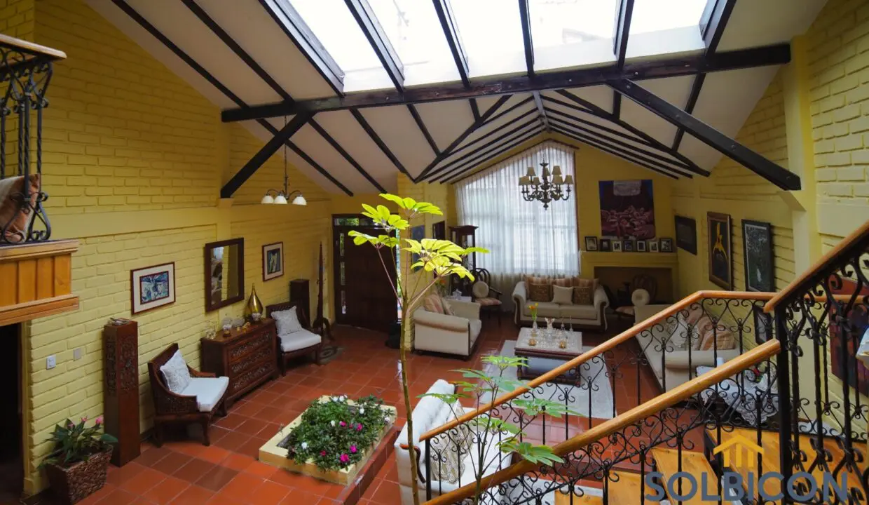 areas sociales casa ecu 911 de venta en Cuenca