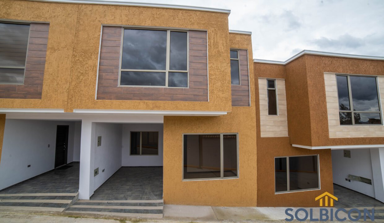 fachada casa credito vip Cuenca