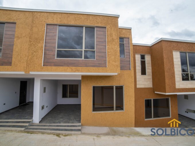fachada casa credito vip Cuenca
