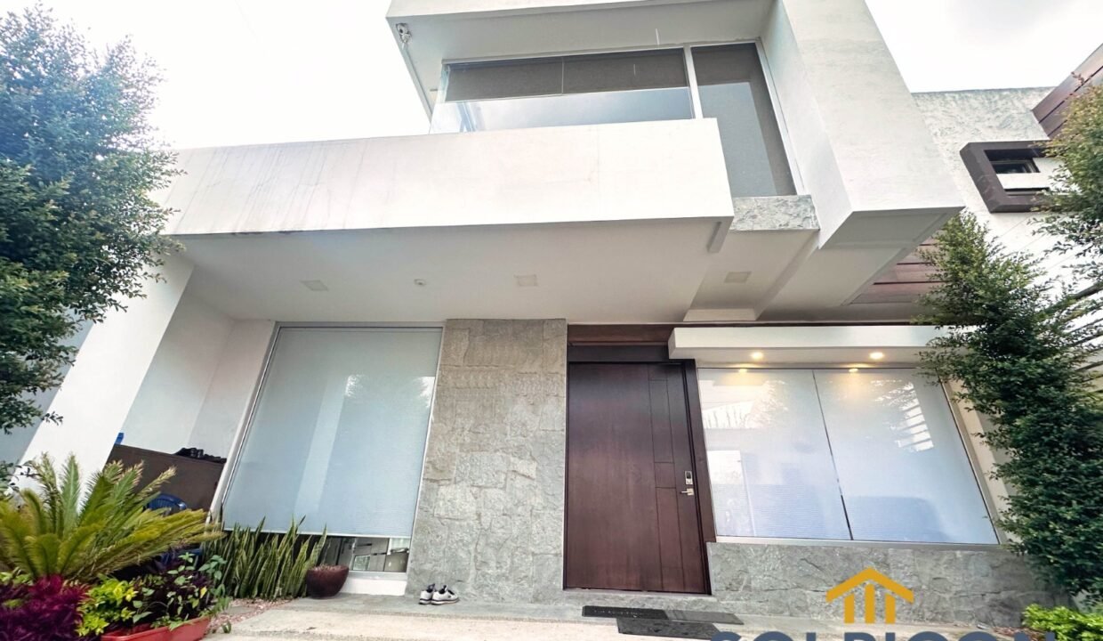 fachada Casa de venta en las Pencas Cuenca