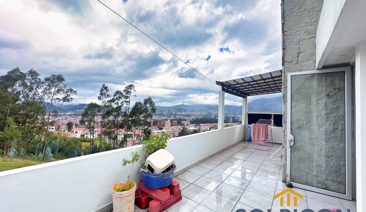 terraza con vista Casa de venta en las Pencas Cuenca