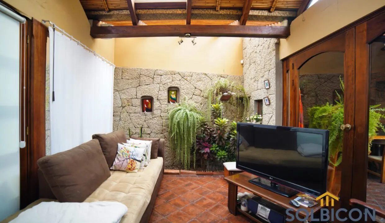 2da sala casa de venta rustica cuenca