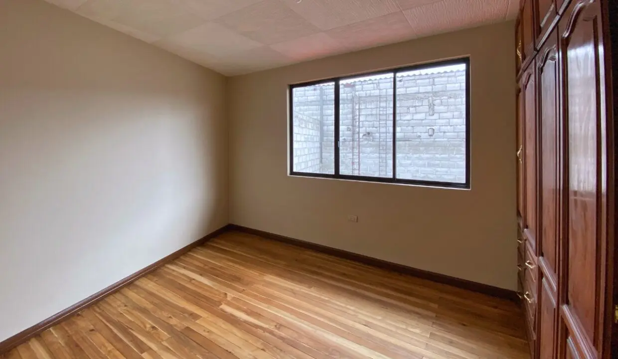 habitacion casa de venta feria libre Cuenca