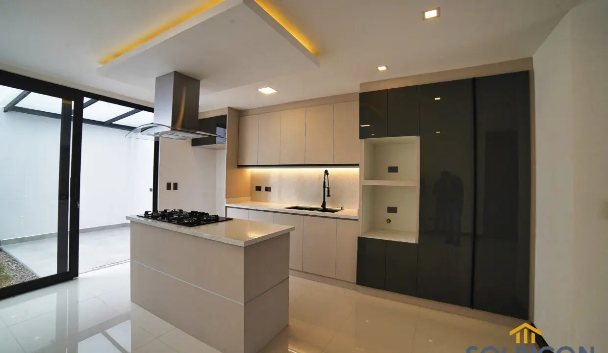 Muebles de cocina casas vip Rio Amarillo Cuenca