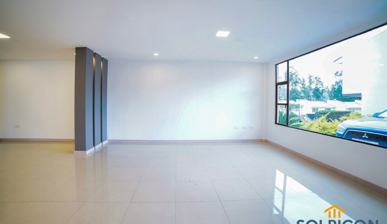 sala casa Challuamba de Venta