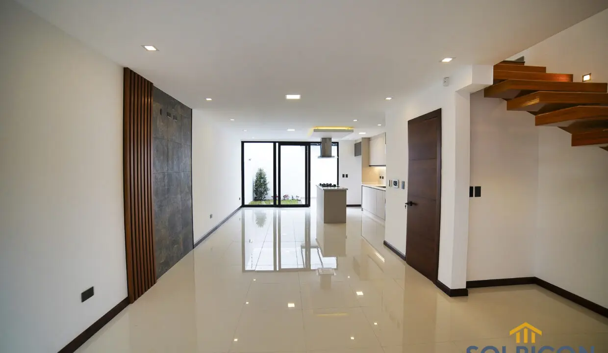 sala casas vip Rio Amarillo Cuenca