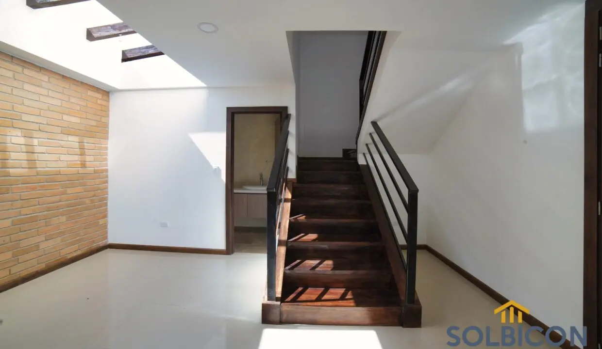 areas sociales casa challuabamba en condominio