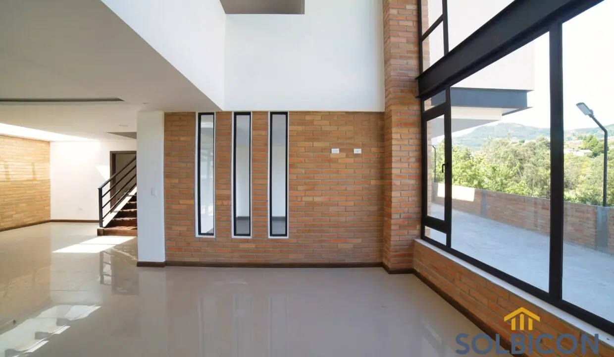 comedor casa challuabamba en condominio