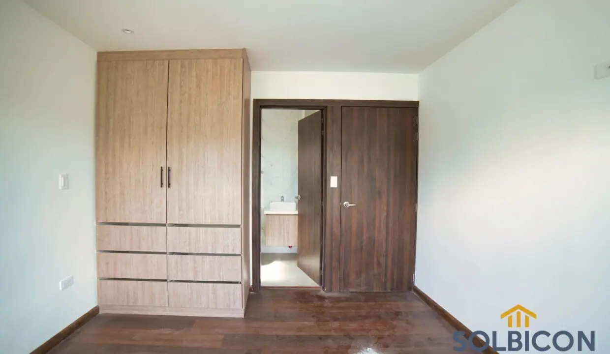 habitacion hijo casa challuabamba en condominio