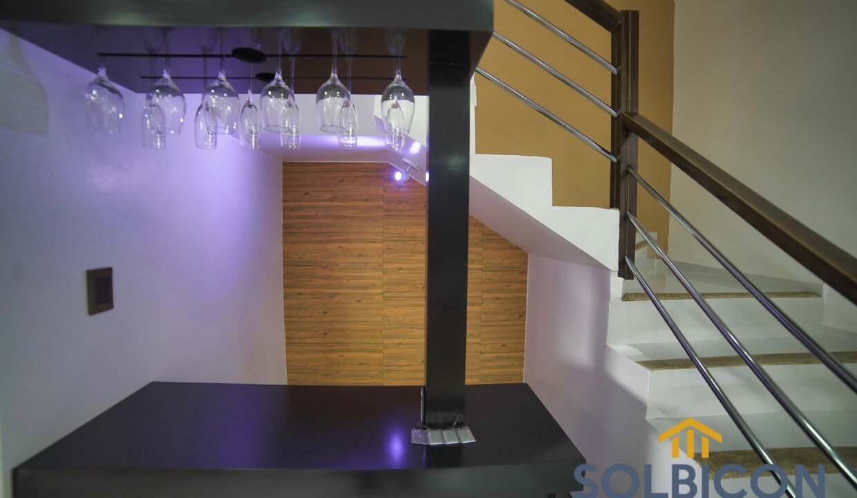 bar casa venta monay cuenca