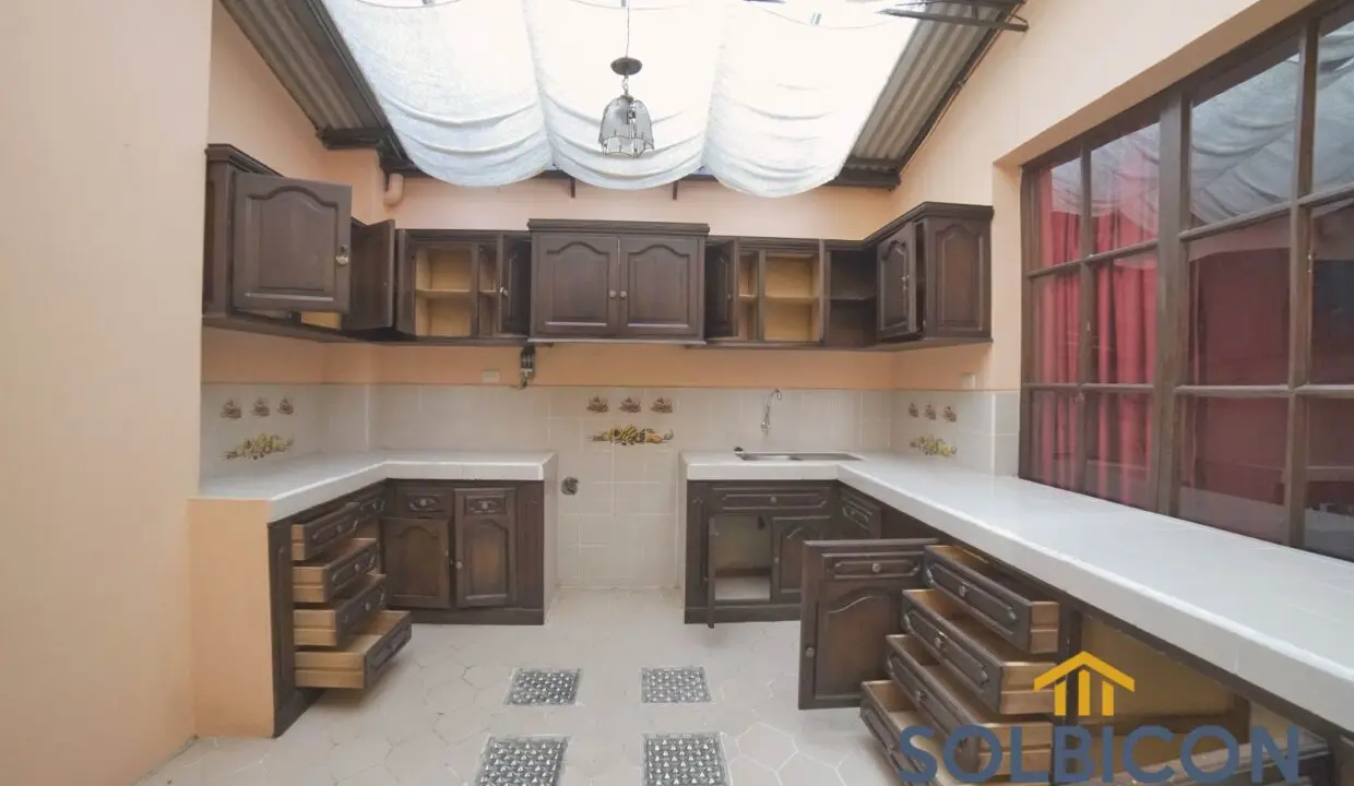 cocina casa de venta en centro historico Cuenca