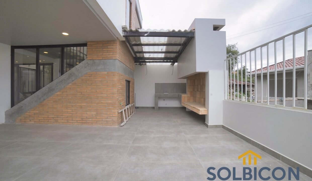 Area BBQcasa de lujo cuenca