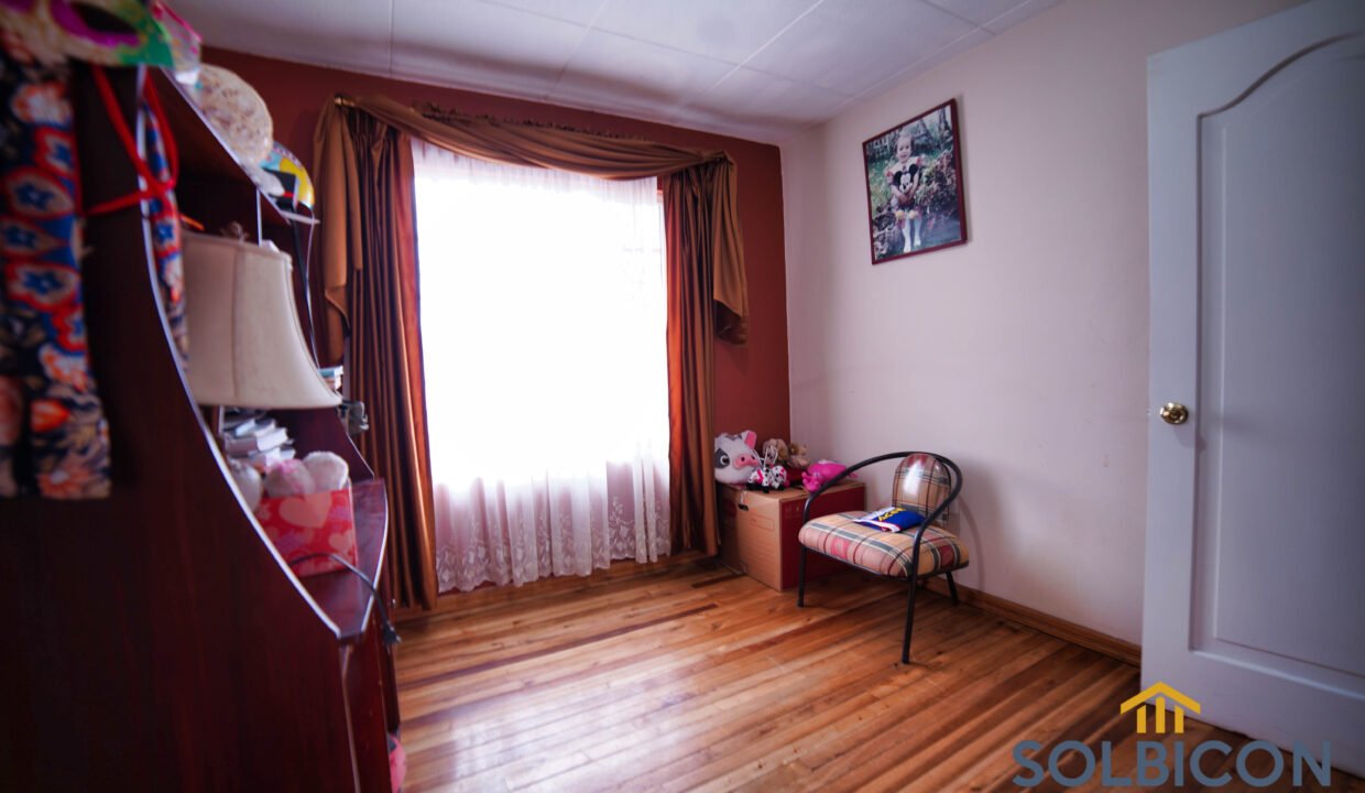 amplias habitaciones casa venta sector don Bosco