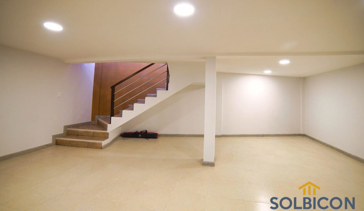 basement casa venta control sur cuenca