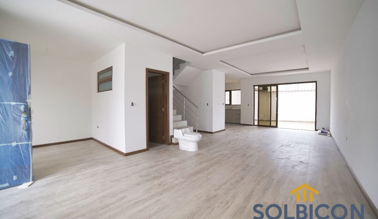 entreda de la casa casa 5 de habitaciones