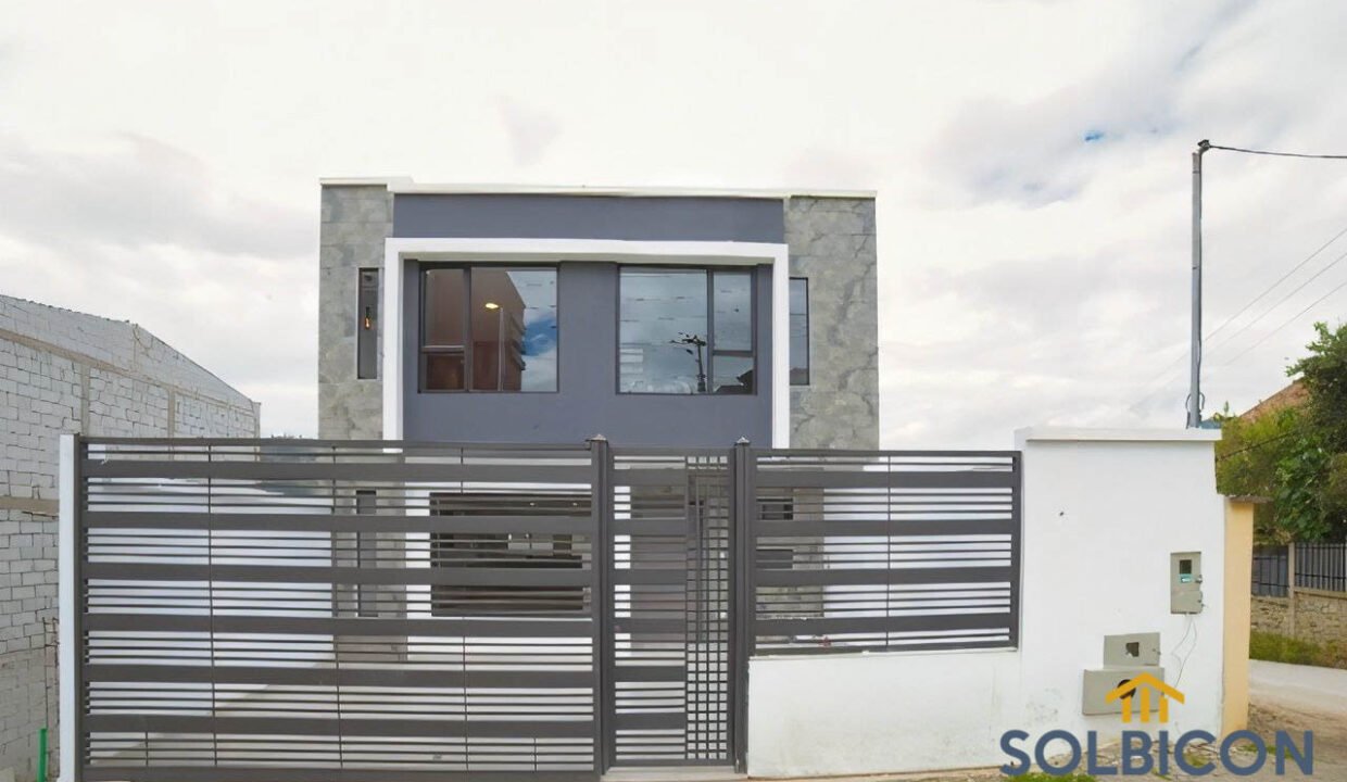 fachada bella casa venta control sur cuenca