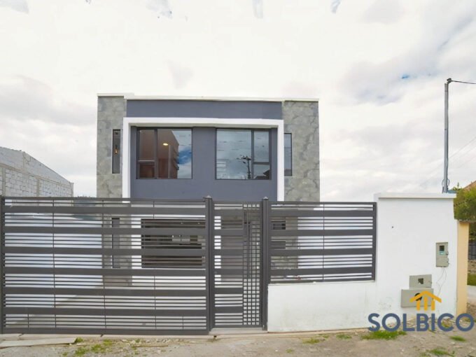 fachada bella casa venta control sur cuenca