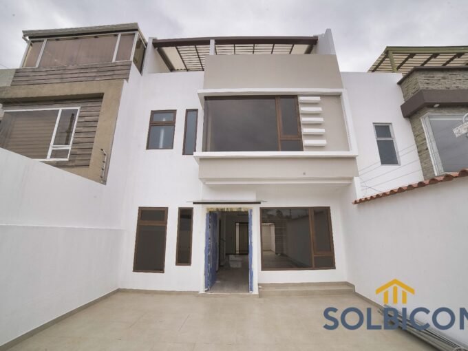 fachada casa 5 de habitaciones