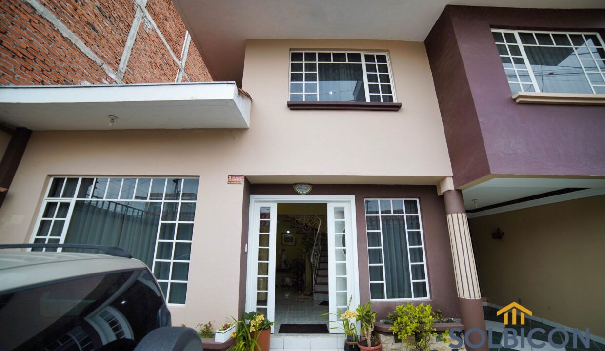 fachada casa venta sector don Bosco