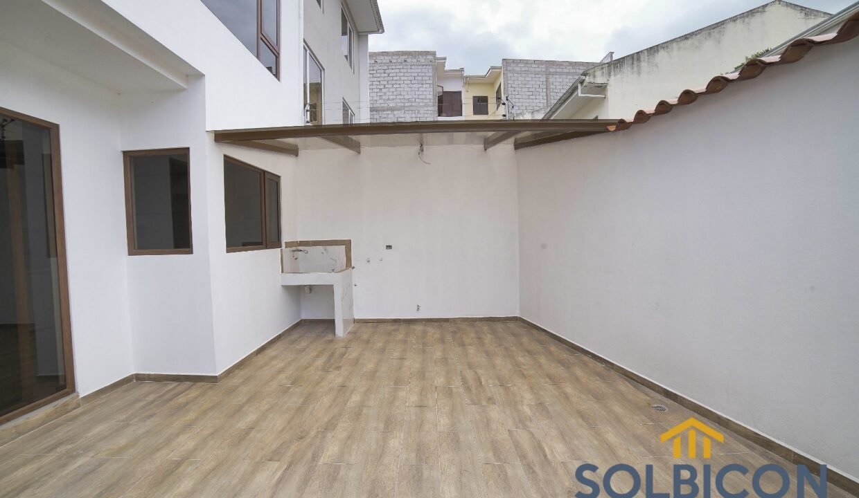 patio casa 5 de habitaciones